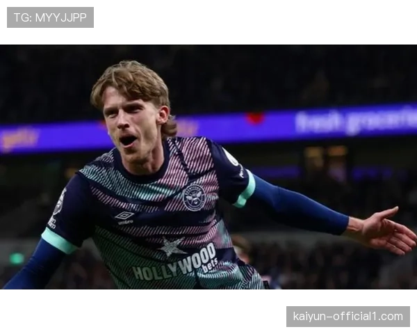 曼联中场引援锁定托纳利，已与经纪人展开初步接触